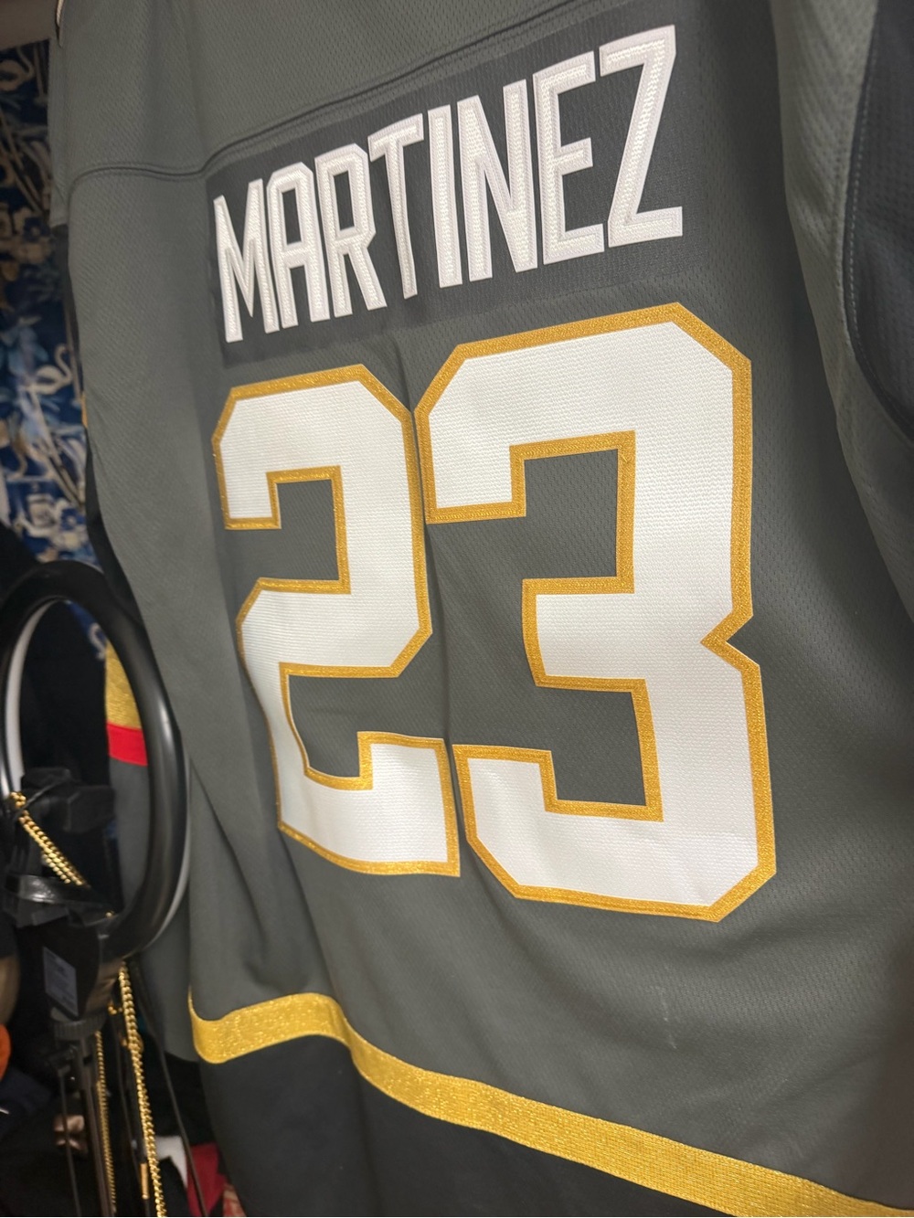 Las Vegas Knights Jersey 23 Martinez Size XL - Picture 4 of 12
